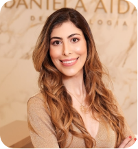 Dra. Daniela Aidar - Brasil
